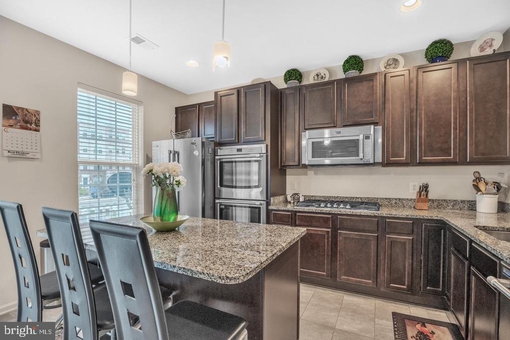 1601 Wesbourne Drive - Photo 6