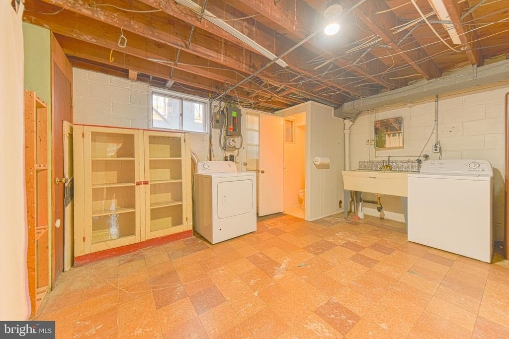 1130 Linden Avenue - Photo 18