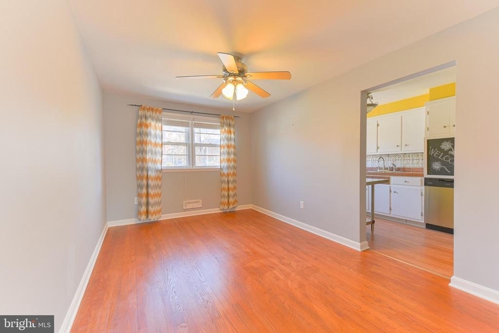 1130 Linden Avenue - Photo 4