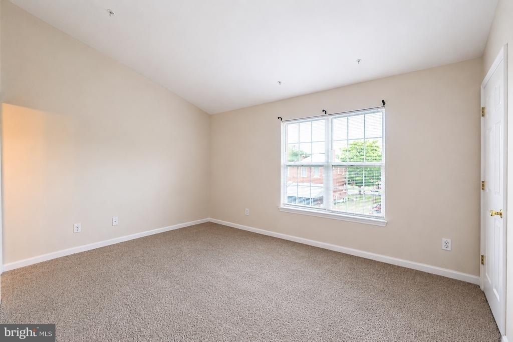 638 Villager Circle - Photo 15