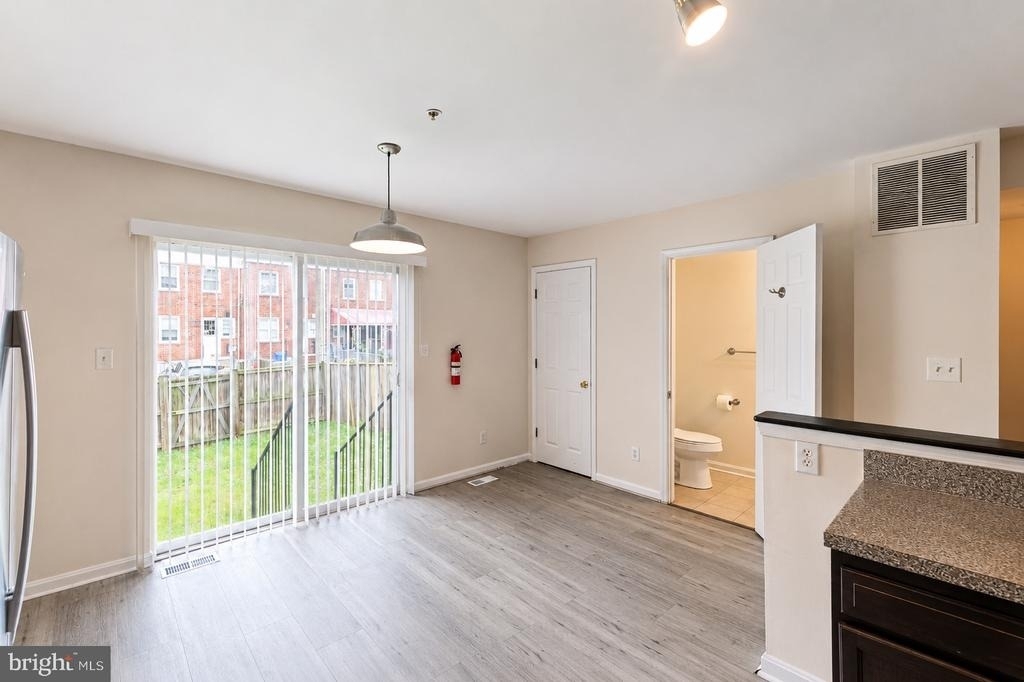 638 Villager Circle - Photo 5
