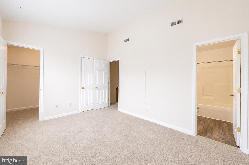 638 Villager Circle - Photo 16