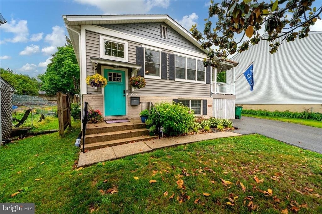 57 Spa Road - Photo 2
