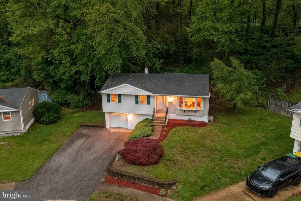 124 Hilldale Court - Photo 1