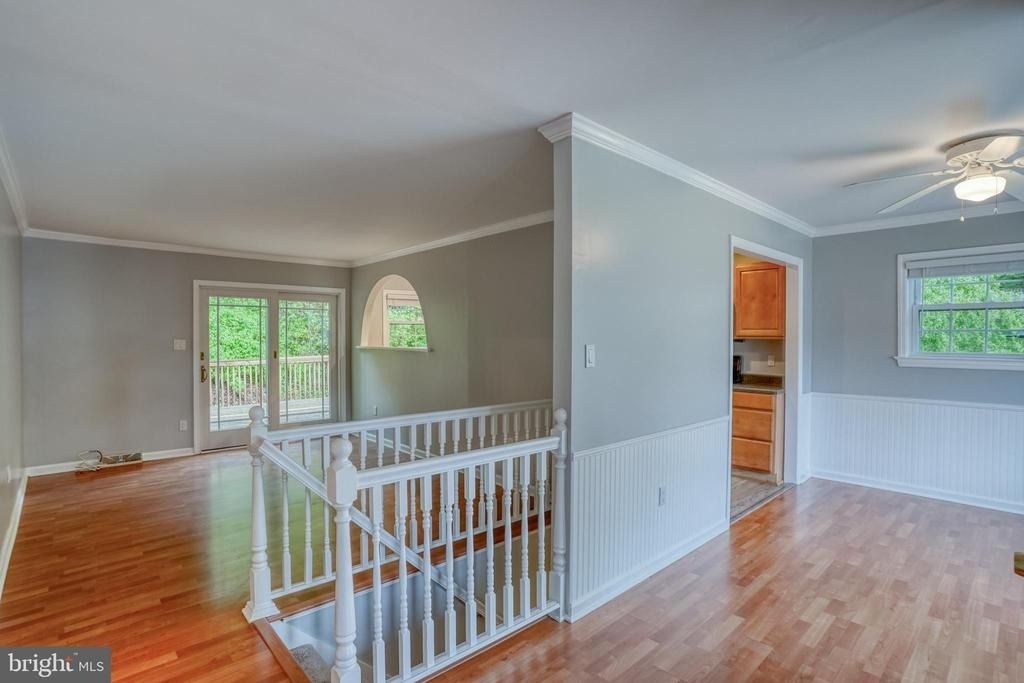124 Hilldale Court - Photo 12