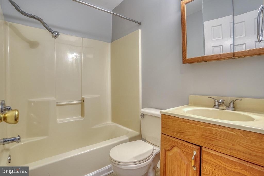 124 Hilldale Court - Photo 28