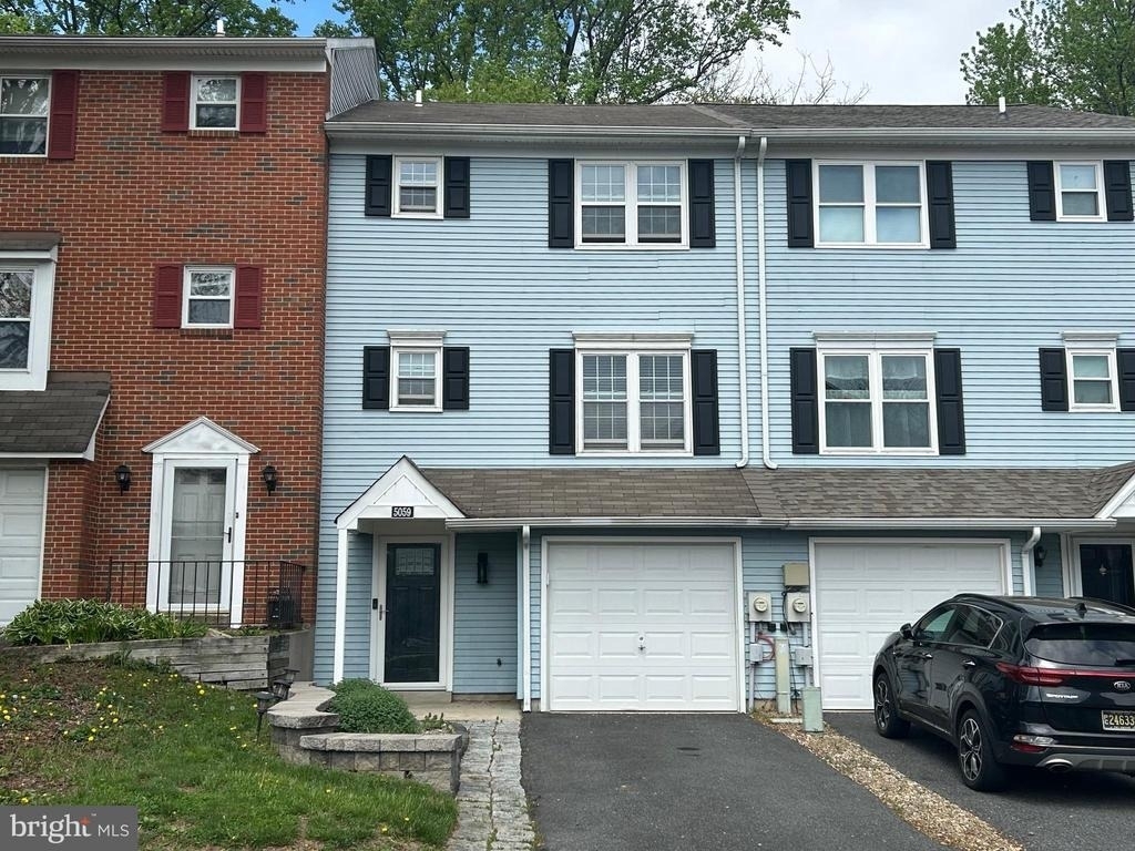 5059 E Woodmill Drive - Photo 0