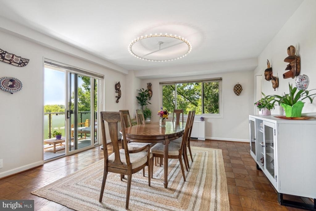 4201 Cathedral Avenue Nw - Photo 9