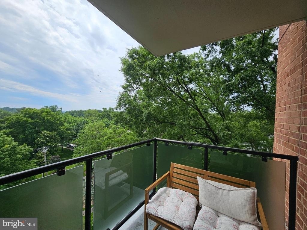 4201 Cathedral Avenue Nw - Photo 21