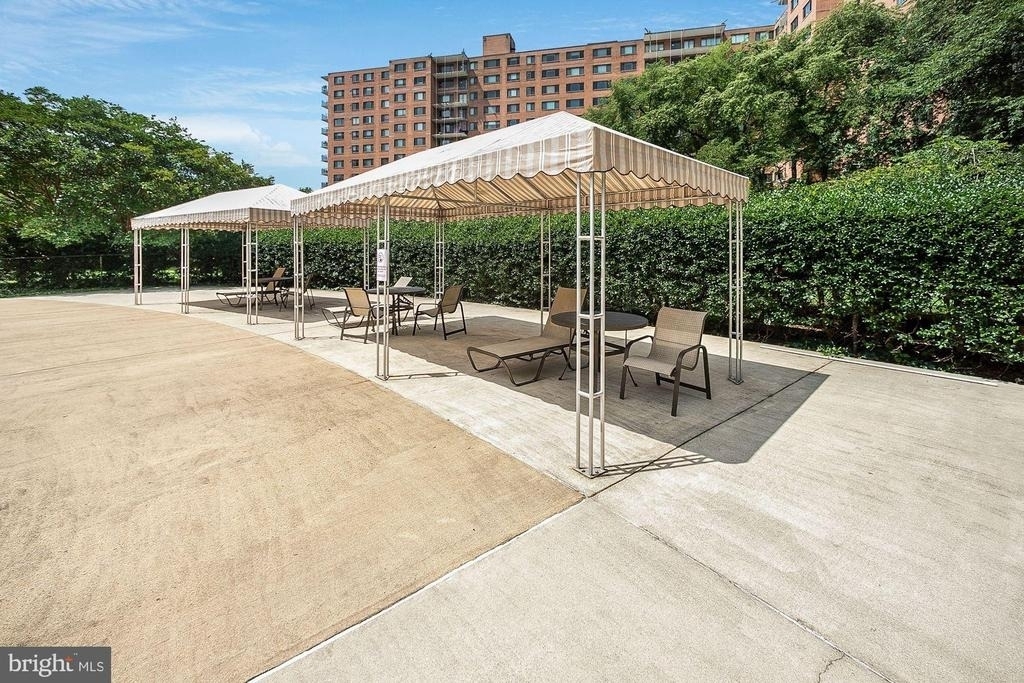 4201 Cathedral Avenue Nw - Photo 30