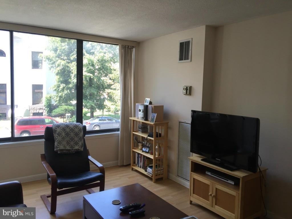 1301 20th Street Nw - Photo 8
