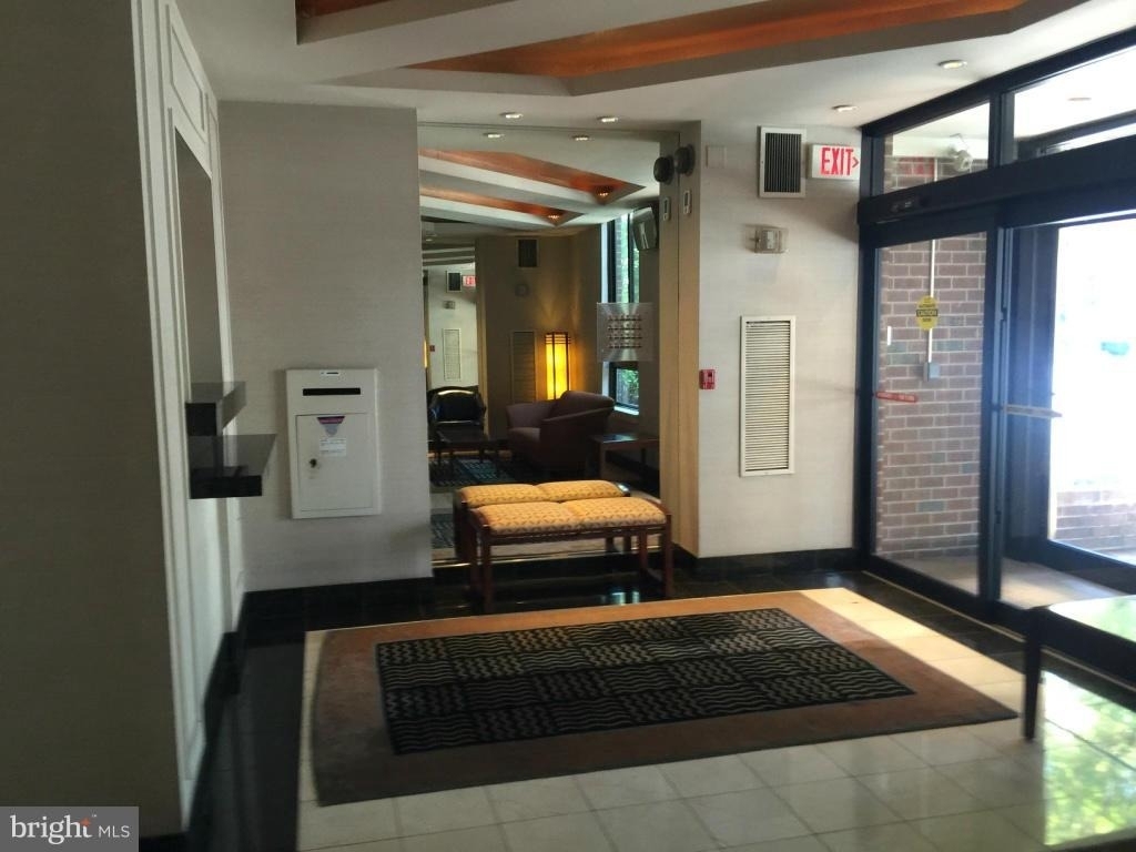 1301 20th Street Nw - Photo 1