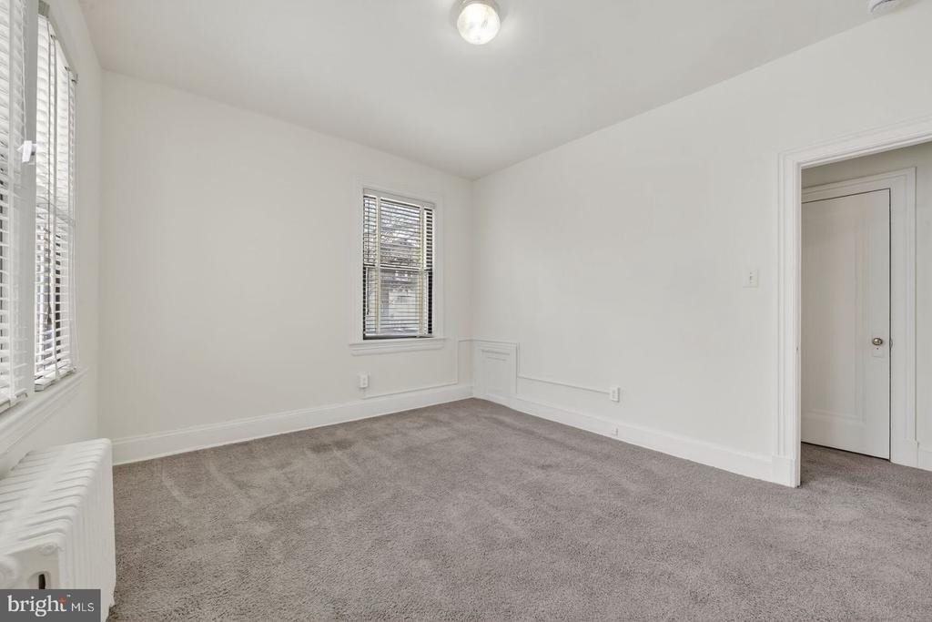 5400 7th Street Nw - Photo 4