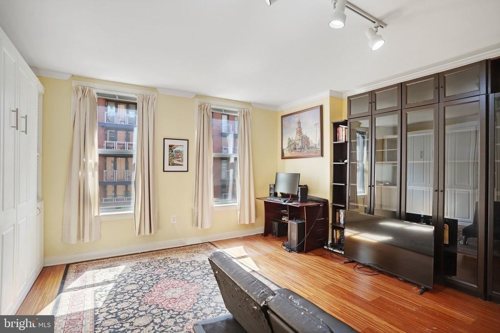 616 E Street Nw - Photo 10