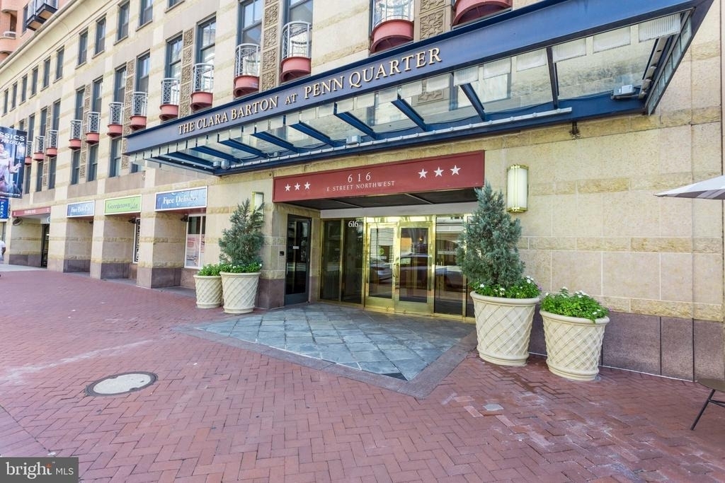616 E Street Nw - Photo 0