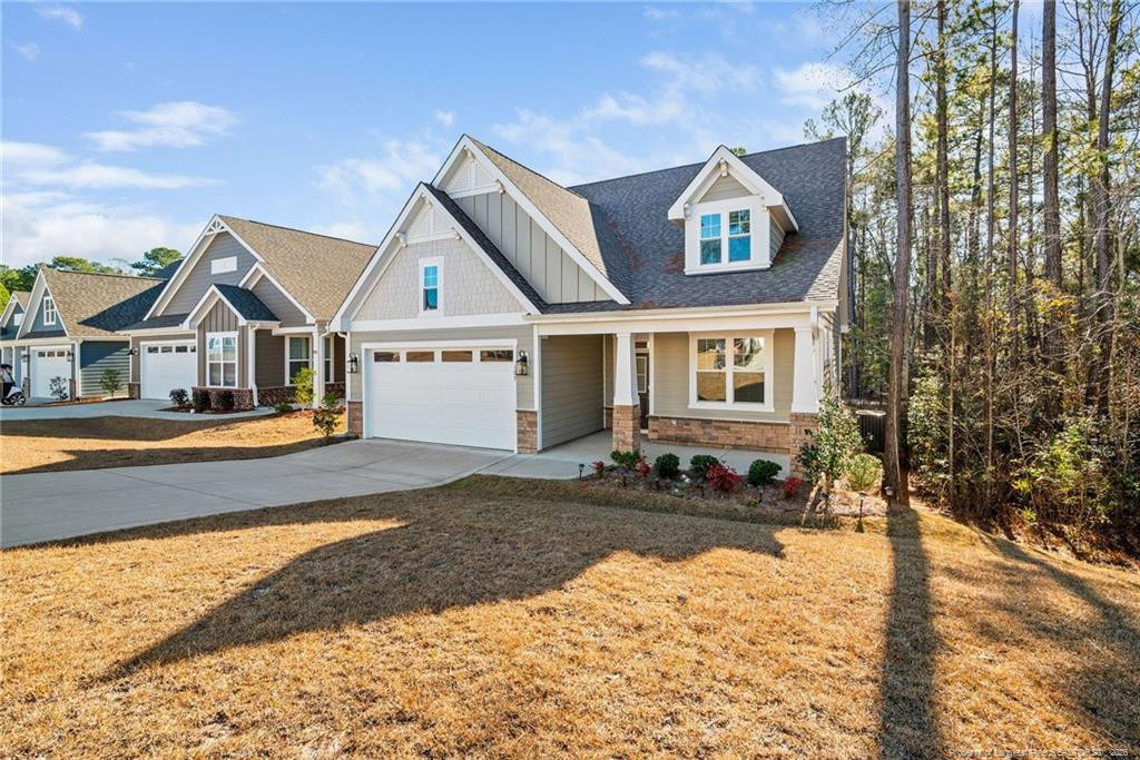 107 Glenwood Court - Photo 1
