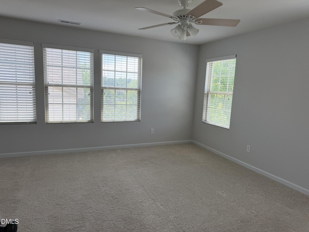 221 Irving Way - Photo 6