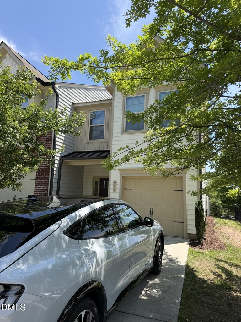 221 Irving Way - Photo 19
