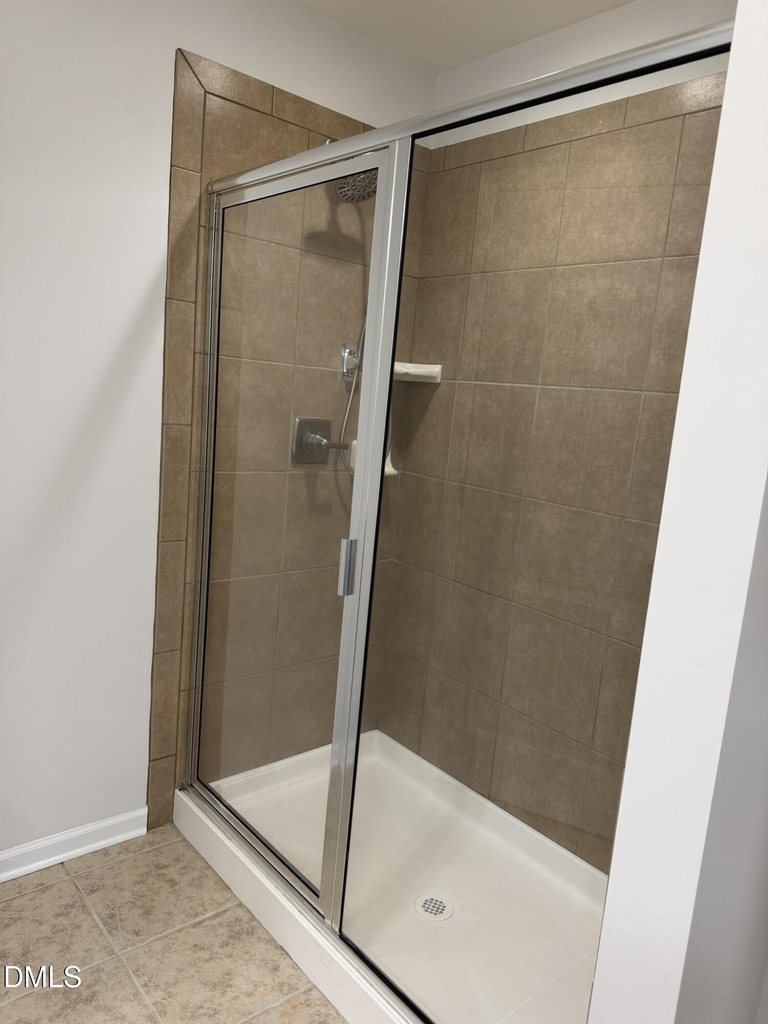 221 Irving Way - Photo 8