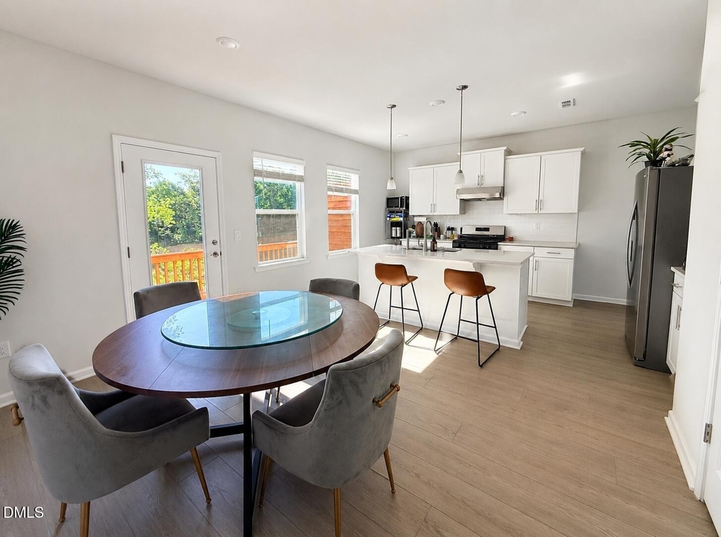 3010 Evertonian Place - Photo 3