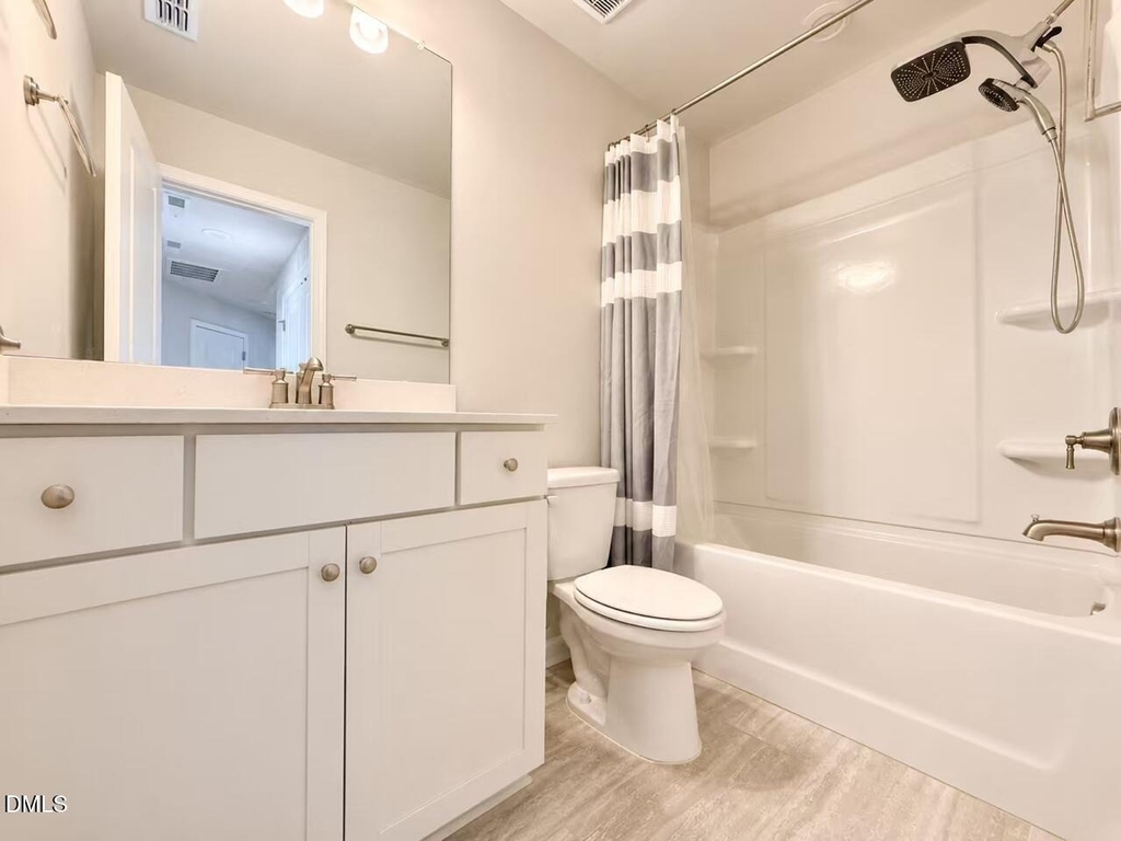3010 Evertonian Place - Photo 17