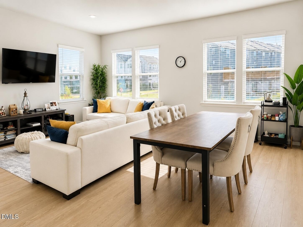 3010 Evertonian Place - Photo 5