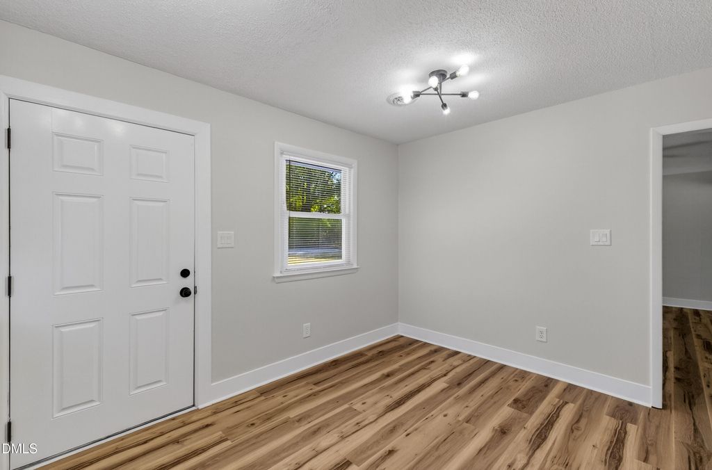 137 Grange Street - Photo 11