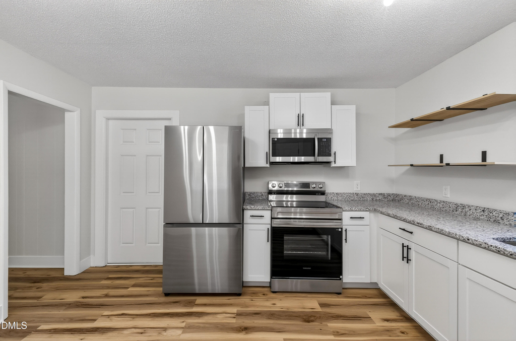 137 Grange Street - Photo 13