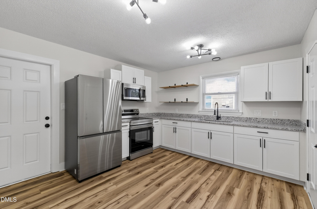 137 Grange Street - Photo 10