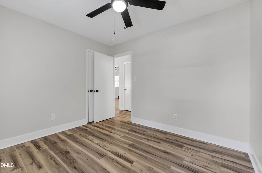 137 Grange Street - Photo 16