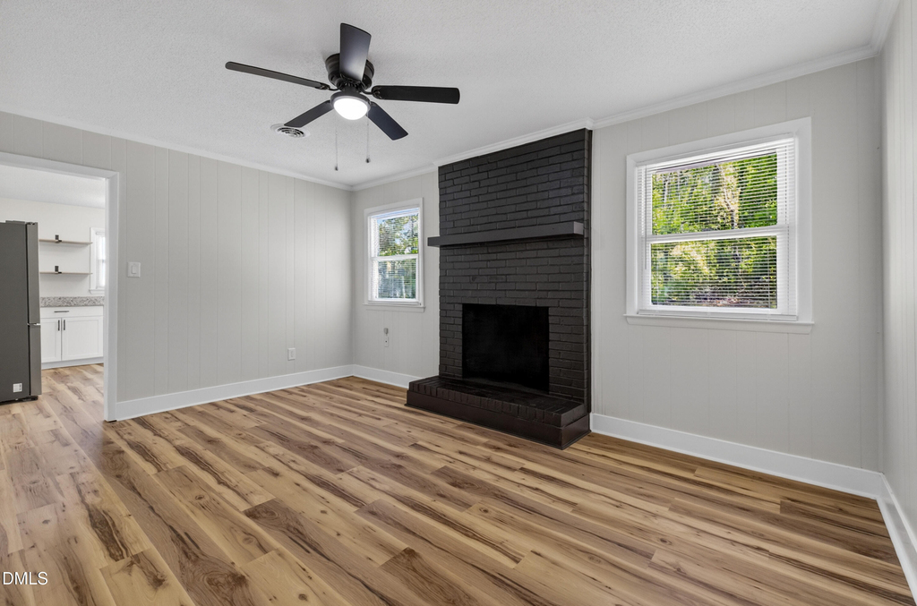 137 Grange Street - Photo 8
