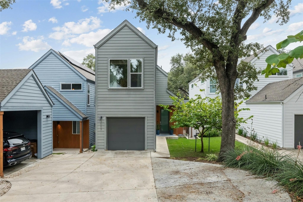 3115 Aldwyche Dr - Photo 1