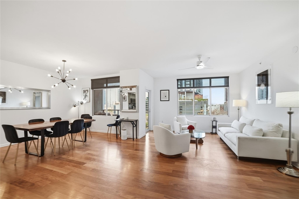 54 Rainey St - Photo 6