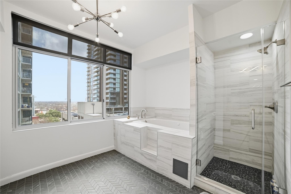 54 Rainey St - Photo 18