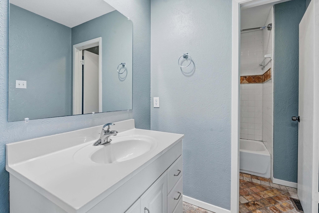 1748 Ohlen Rd - Photo 15