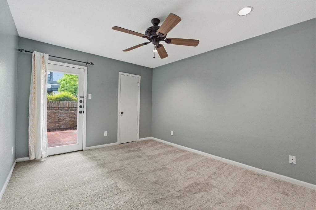 1748 Ohlen Rd - Photo 4