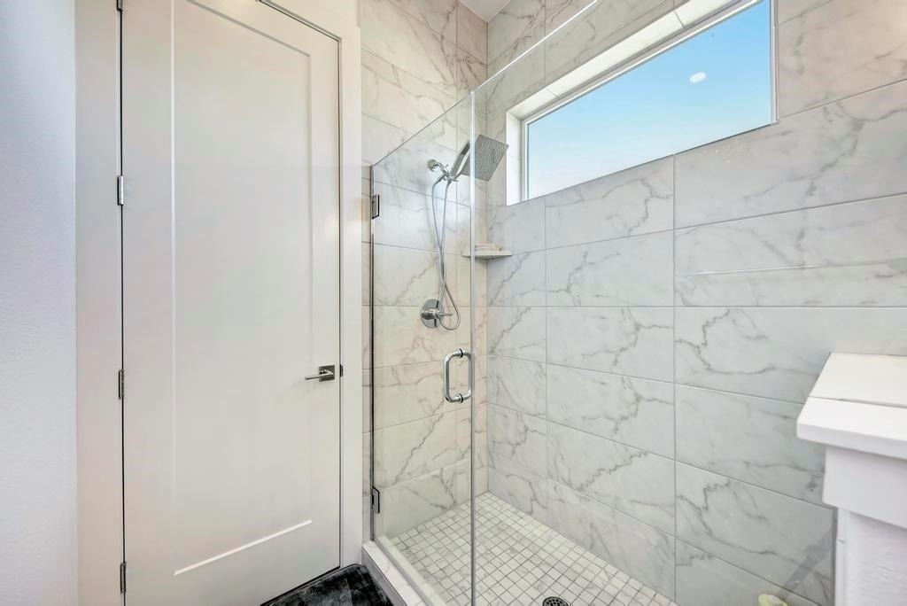 2050 Lohmans Spur Rd - Photo 11