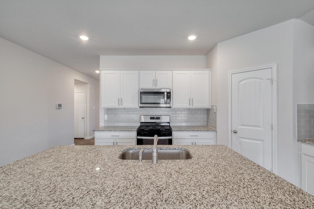 109 Bethpage Dr - Photo 12