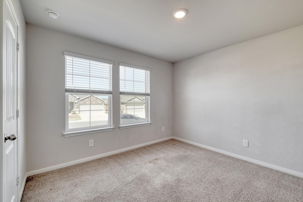 109 Bethpage Dr - Photo 21