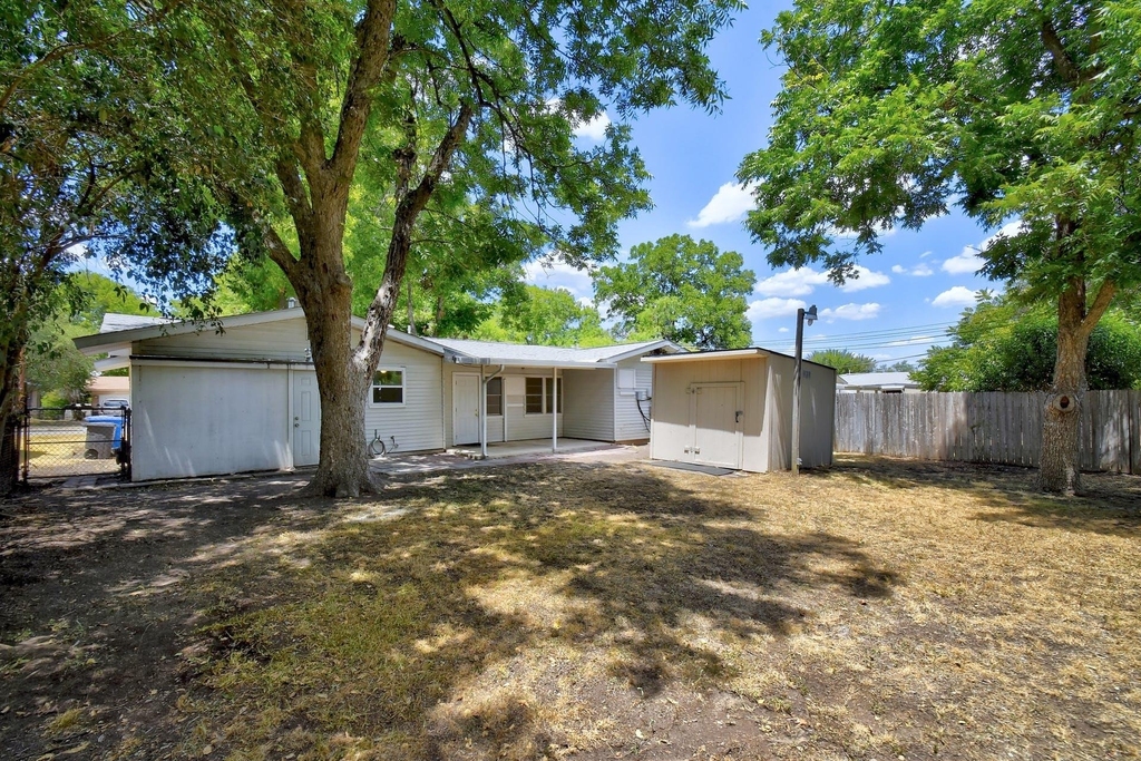 430 Beryl Dr - Photo 18