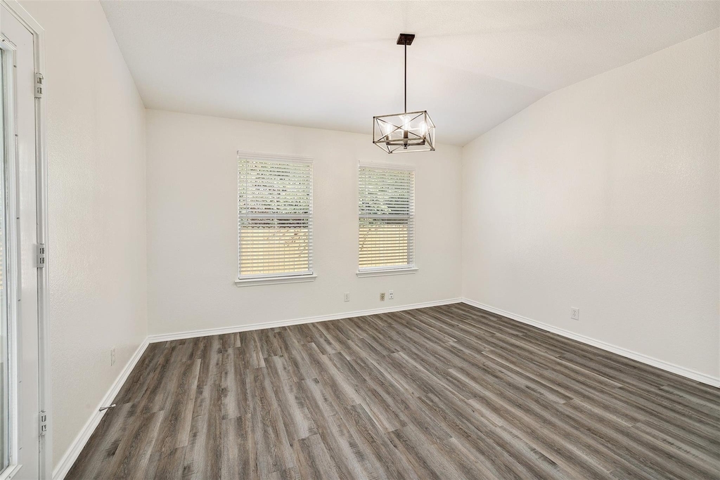 9724 Copper Creek Dr - Photo 5