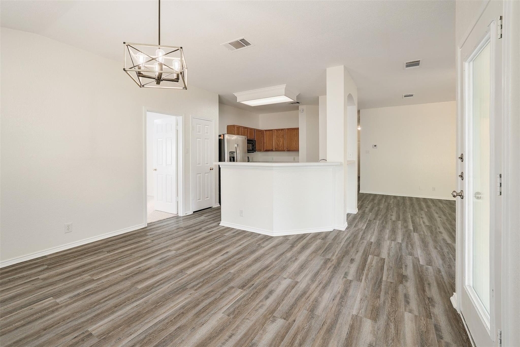 9724 Copper Creek Dr - Photo 8
