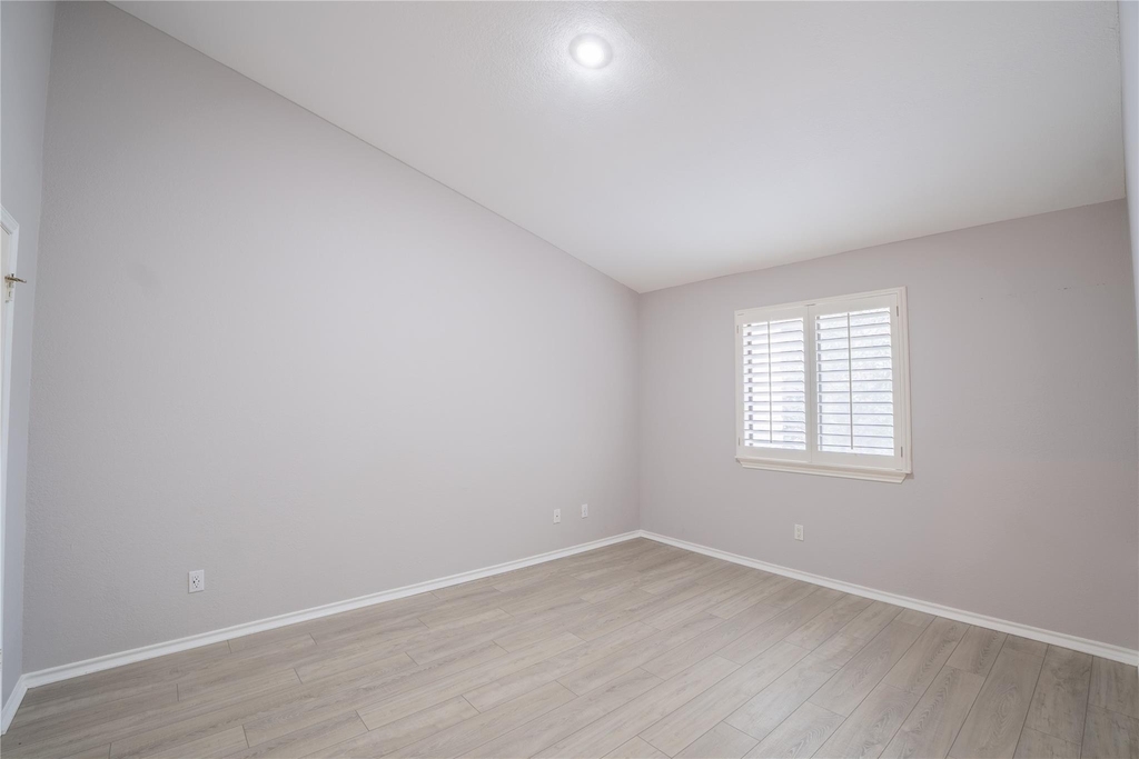 8200 Neely Dr - Photo 8