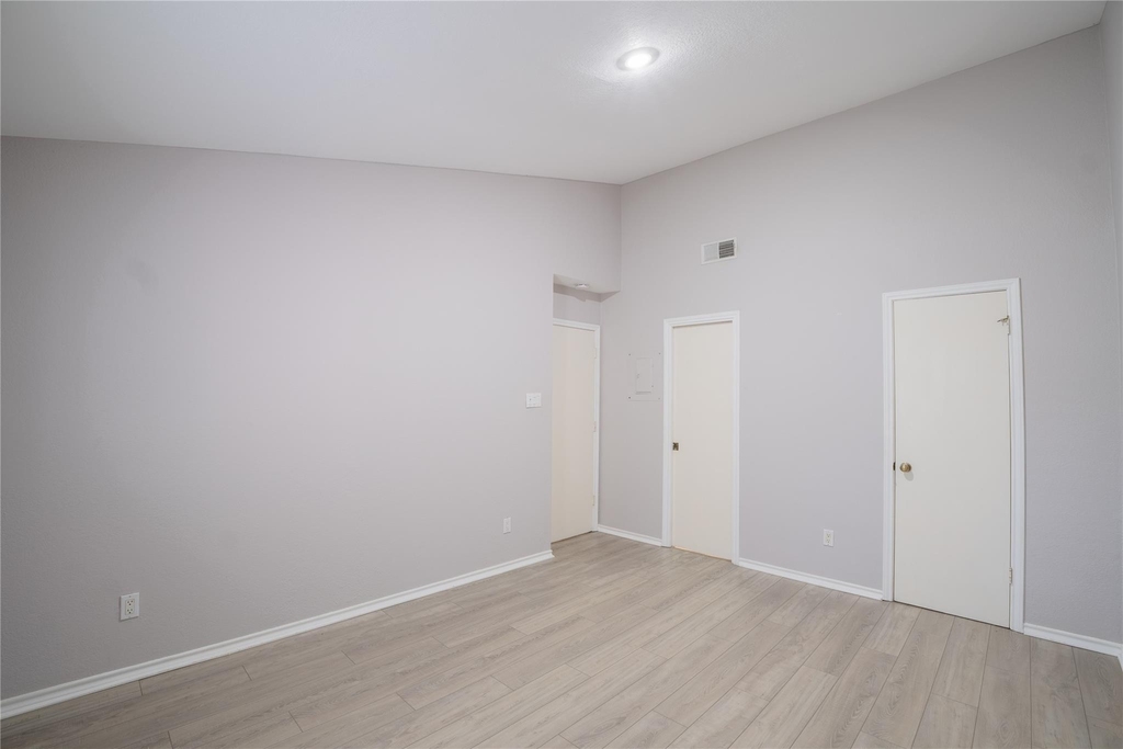 8200 Neely Dr - Photo 9