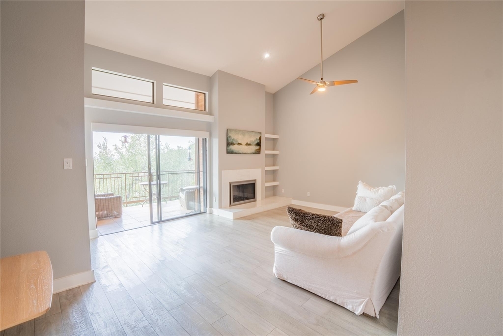 8200 Neely Dr - Photo 2