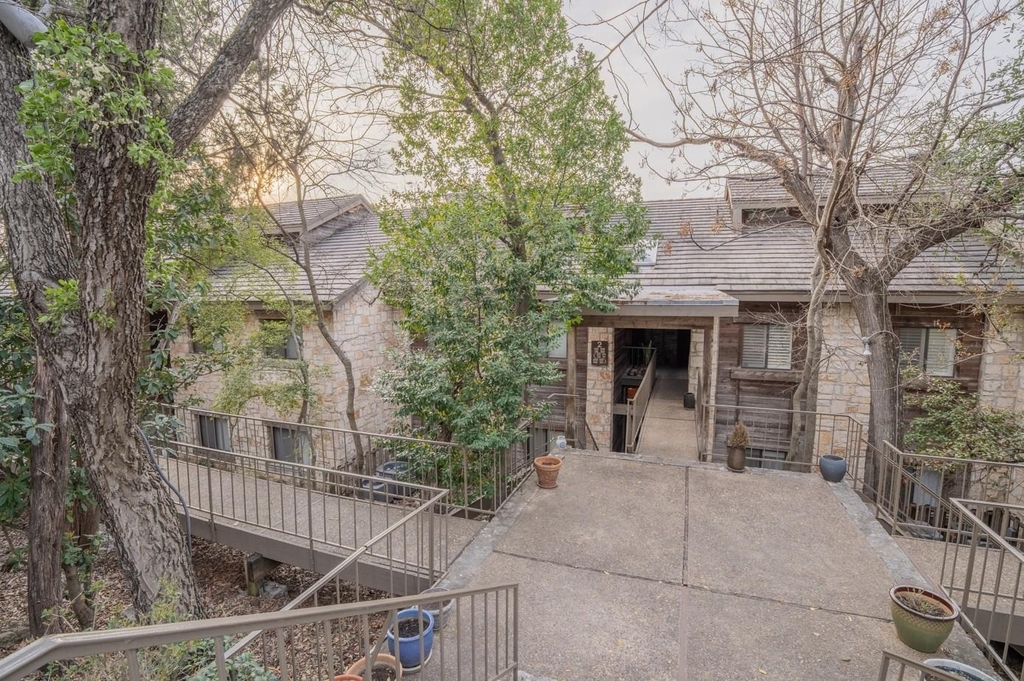 8200 Neely Dr - Photo 16