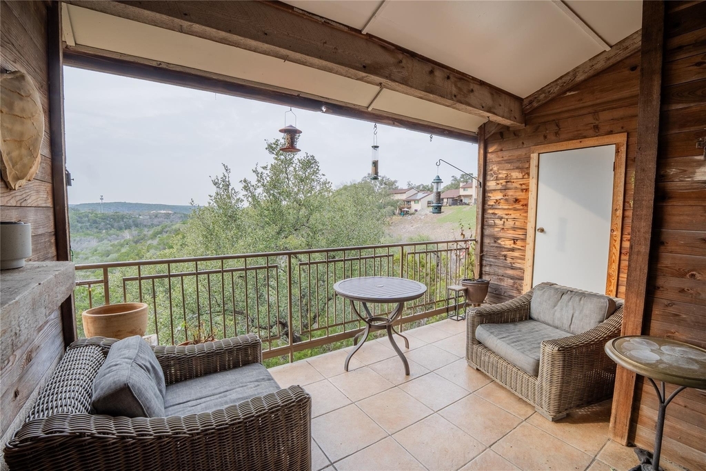 8200 Neely Dr - Photo 1