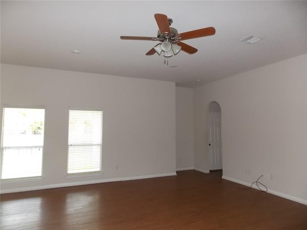 199 Prairie Dawn - Photo 2