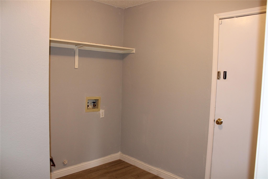 16205 Glorious Ln - Photo 14