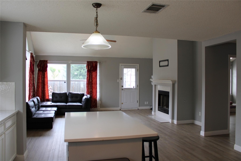 16205 Glorious Ln - Photo 7